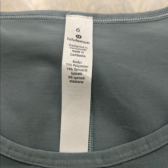 Lululemon Round Trip Short Sleeve
Blue Cast size 6 - Picture 5 of 5